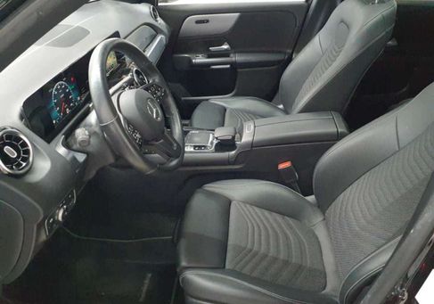 Mercedes-Benz GLB 200, 2020