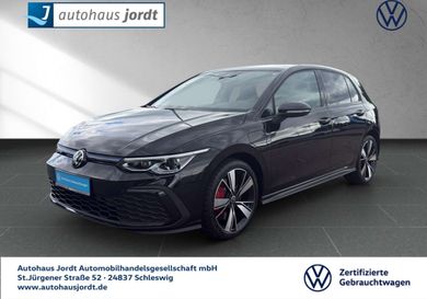 Volkswagen Golf, 2022