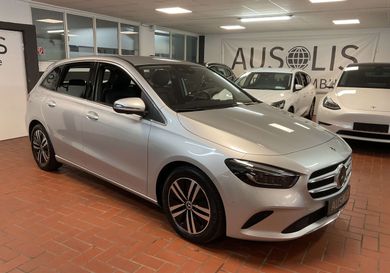 Mercedes-Benz B 220, 2022