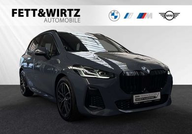 BMW 220, 2025