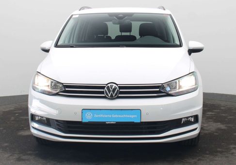 Volkswagen Touran, 2023 3
