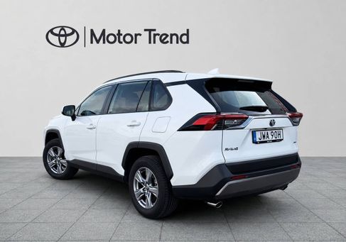 Toyota RAV 4, 2025 2