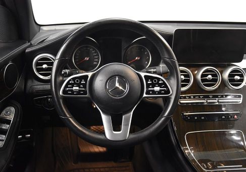 Mercedes-Benz GLC 300, 2022