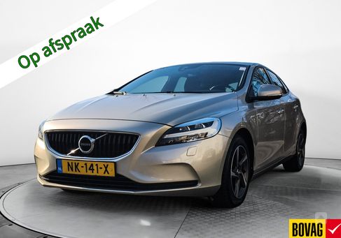 Volvo V40, 2017