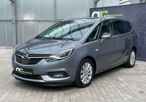 Opel Zafira, 2017