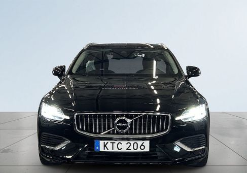 Volvo V60, 2022