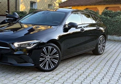 Mercedes-Benz CLA 220, 2022