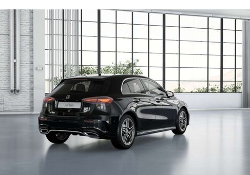 Mercedes-Benz A 180, 2025