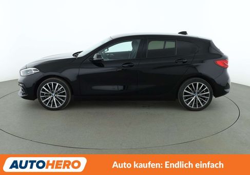 BMW 120, 2022