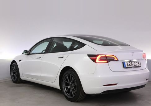 Tesla Model 3, 2023