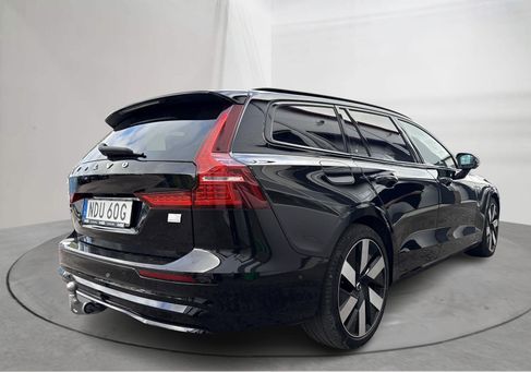 Volvo V60, 2024 3