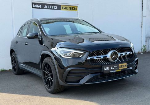 Mercedes-Benz GLA 250, 2021