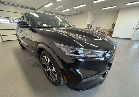 Ford Mustang Mach-E, 2022