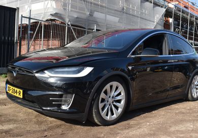Tesla Model X, 2018