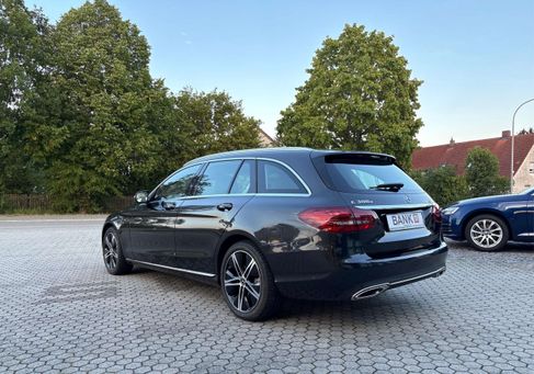 Mercedes-Benz C 300, 2020