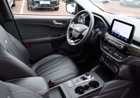 Ford Kuga, 2022