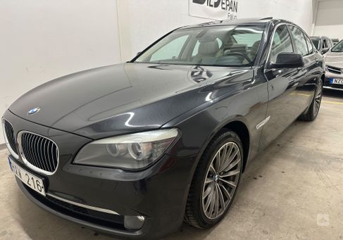 BMW 750, 2009