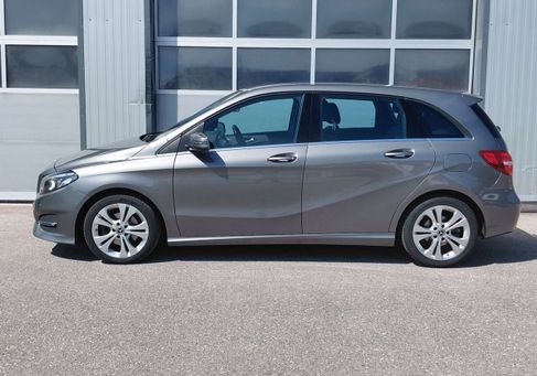 Mercedes-Benz B 180, 2018