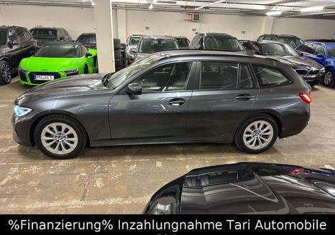BMW 318, 2022