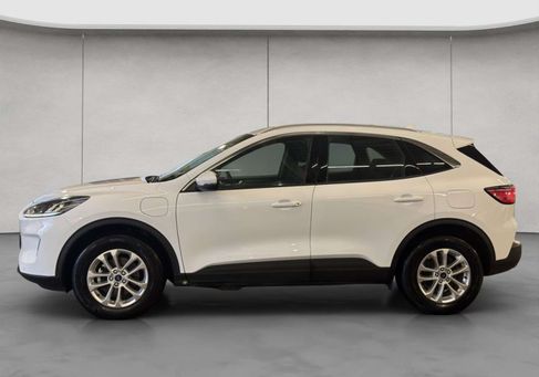 Ford Kuga, 2022