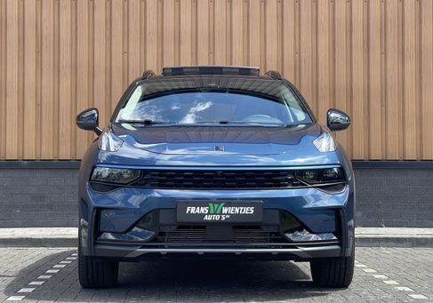 Lynk &amp; Co 01, 2025