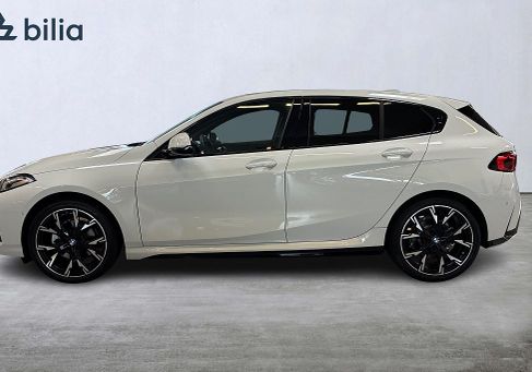 BMW 120, 2026 3
