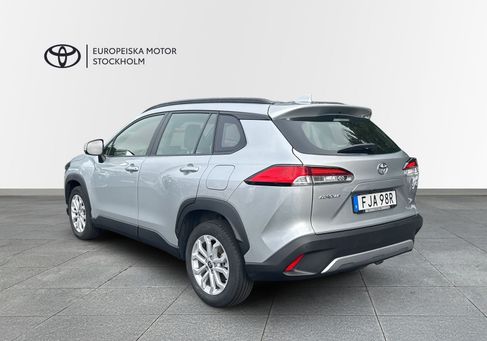 Toyota Corolla Cross, 2025 2