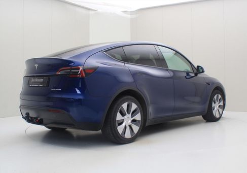 Tesla Model Y, 2023 2