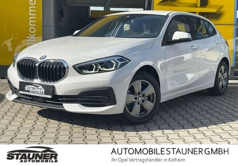 BMW 118, 2023