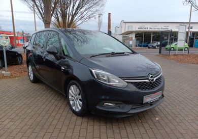 Opel Zafira, 2019