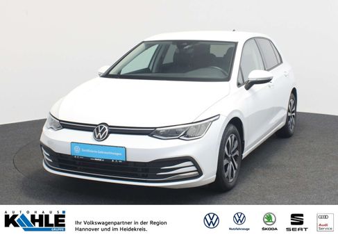 Volkswagen Golf, 2022