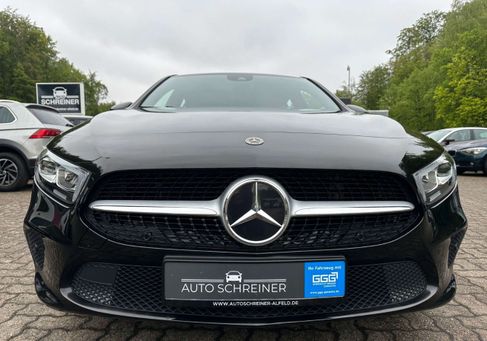 Mercedes-Benz A 180, 2022