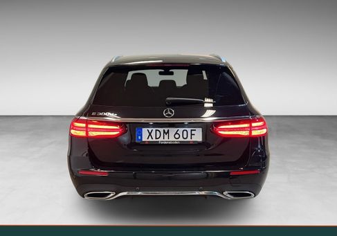 Mercedes-Benz E 300, 2020 3
