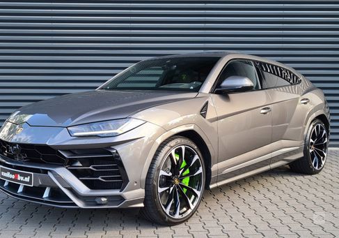 Lamborghini Urus, 2022