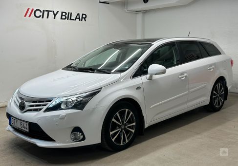 Toyota Avensis, 2012