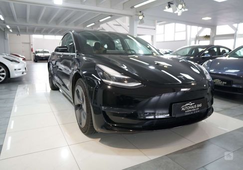 Tesla Model 3, 2019