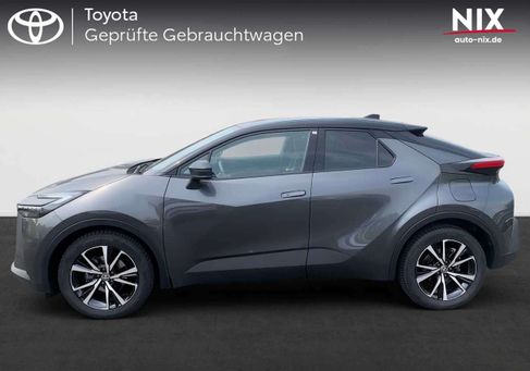 Toyota C-HR, 2025 3