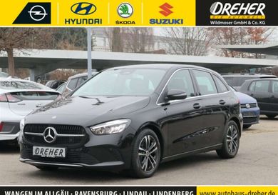 Mercedes-Benz B 200, 2022