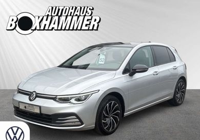 Volkswagen Golf, 2022
