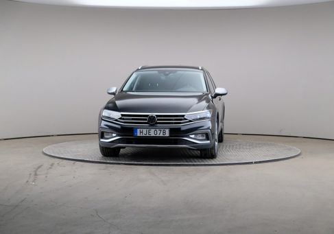Volkswagen Passat, 2022
