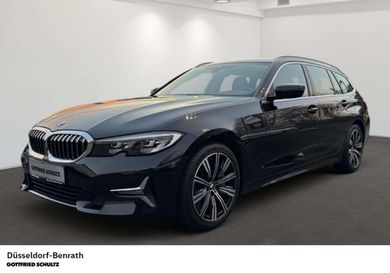 BMW 330, 2021