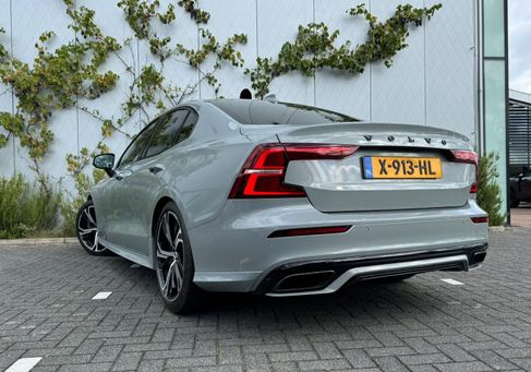 Volvo S60, 2023 3