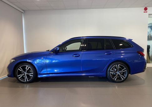BMW 330, 2025