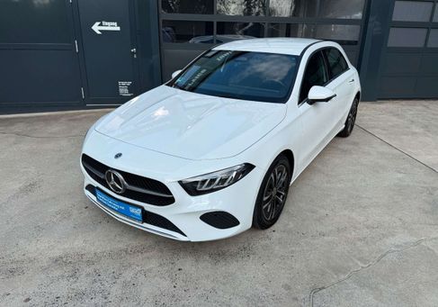 Mercedes-Benz A 180, 2023