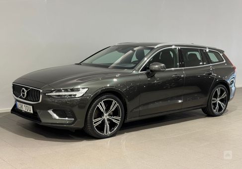 Volvo V60, 2022