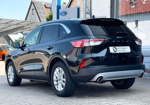 Ford Kuga, 2022