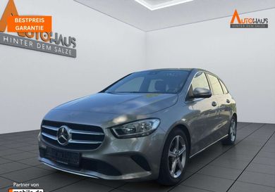 Mercedes-Benz B 180, 2020