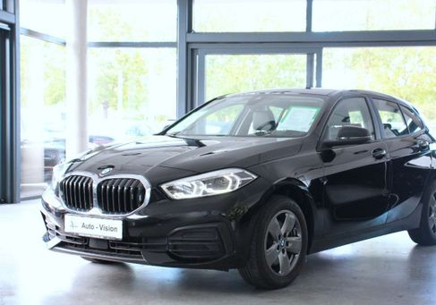 BMW 118, 2023 3