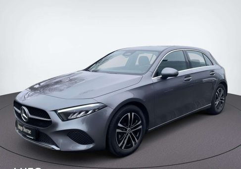 Mercedes-Benz A 200, 2024