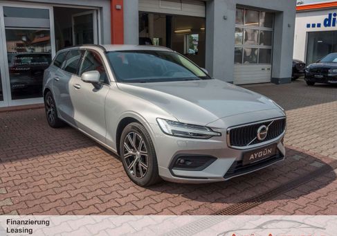 Volvo V60, 2023